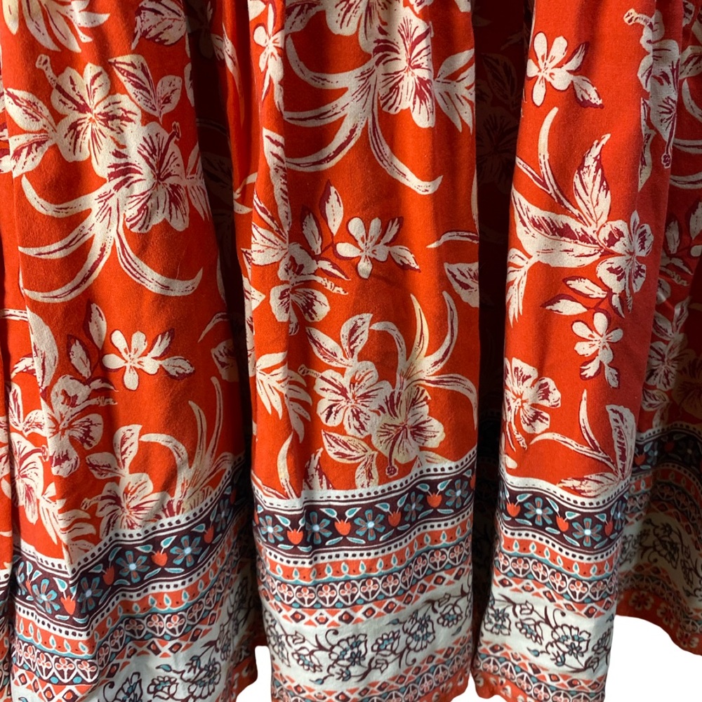 beachlunchlounge Red Floral Maxi Dress with White Print - Picture 5 of 9